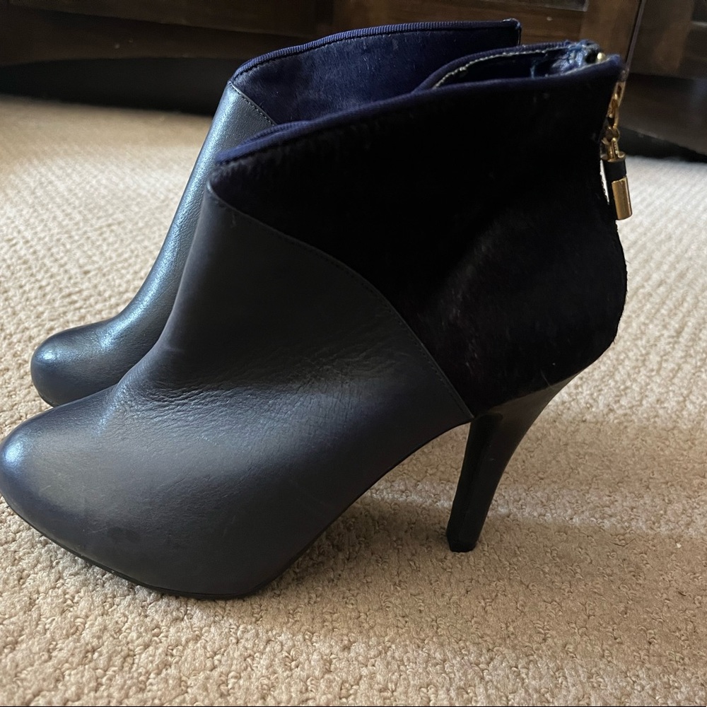 Me Too Booties - Picture 3 of 8